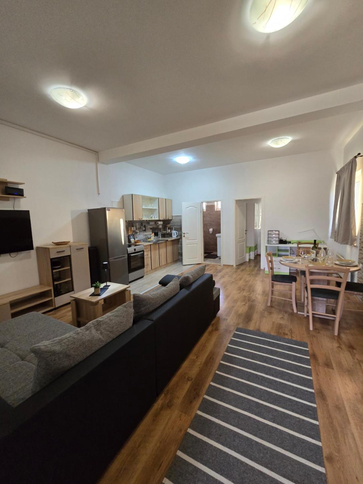 Apartments Roko Pridraga Bagian luar foto